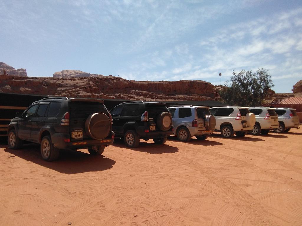 Rum Oasis Camp Wadi Rum Buitenkant foto